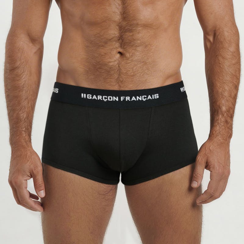 Black trunk Essential