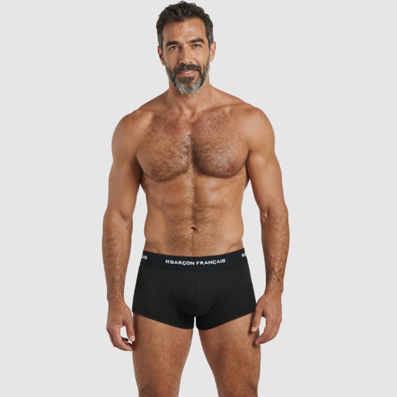 Black trunk Essential