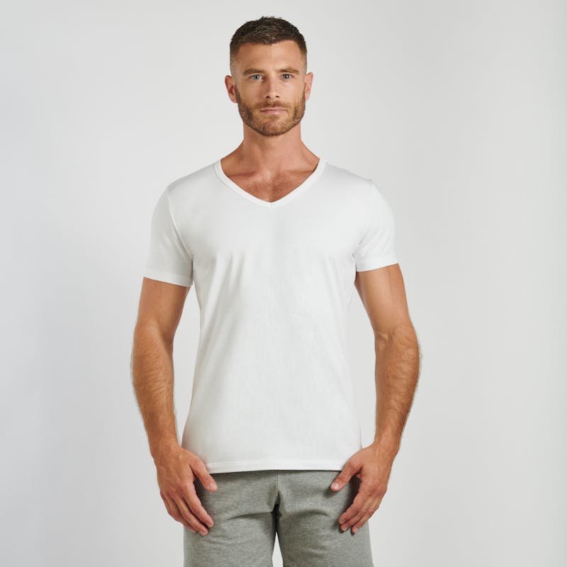 T-shirt blanc col V - Indispensable