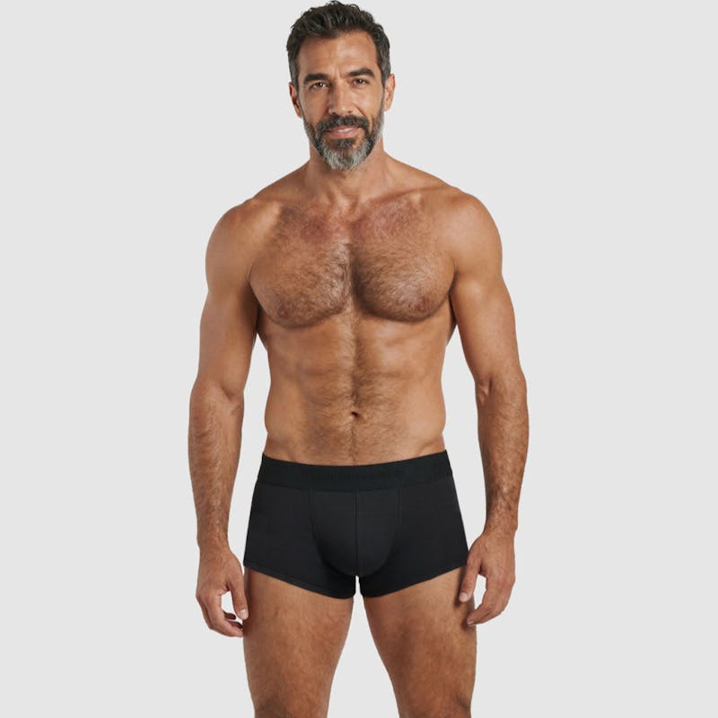 Boxer court pure black