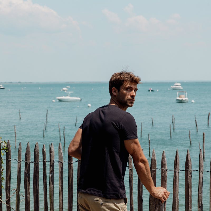 T-shirt bleu marine - Logo